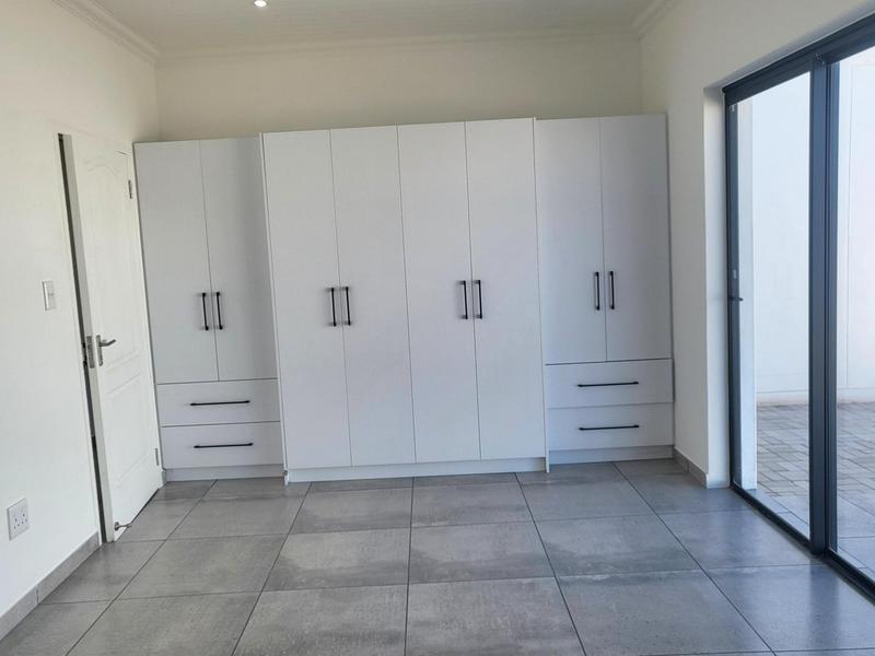 3 Bedroom Property for Sale in Laaiplek Western Cape